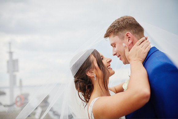 Stephanie & Tom: Wedding at Lago Custom Events at Aloft Cleveland Downtown
