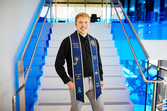 Lily & Hunter: Graduation Session at Kent State University