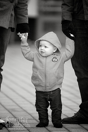 Family Portrait Session in Columbus, Ohio at the Ohio Union at The Ohio State University