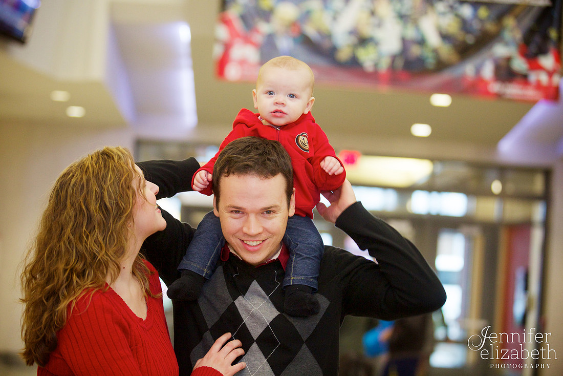 Family Portrait Session in Columbus, Ohio at the Ohio Union at The Ohio State University