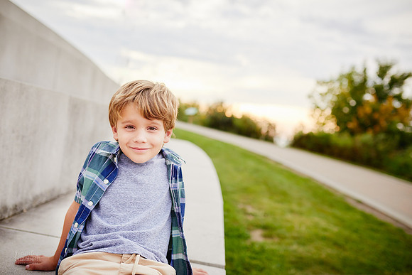 The V Family: Portrait Session at Lakewood Park in Cleveland
