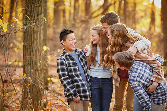 The D Family: Backyard Portrait Session in Aurora