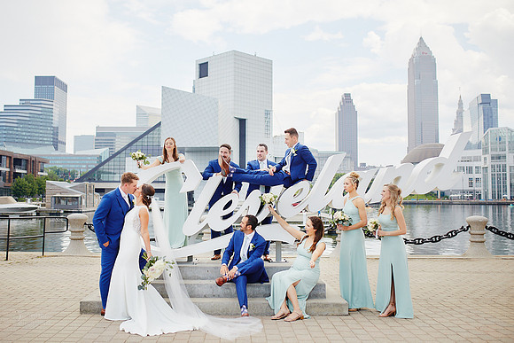 Stephanie & Tom: Wedding at Lago Custom Events at Aloft Cleveland Downtown