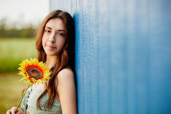 Ella: Senior Session at Maria’s Field of Hope in Avon