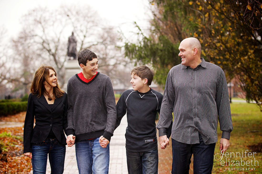 The G Family: Portrait Session