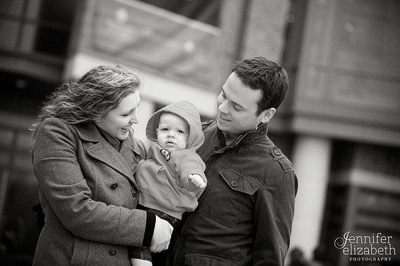 Family Portrait Session in Columbus, Ohio at the Ohio Union at The Ohio State University