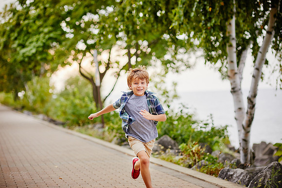 The V Family: Portrait Session at Lakewood Park in Cleveland