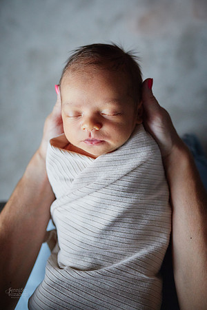 Baby Carson: Lifestyle Newborn Session in Parma