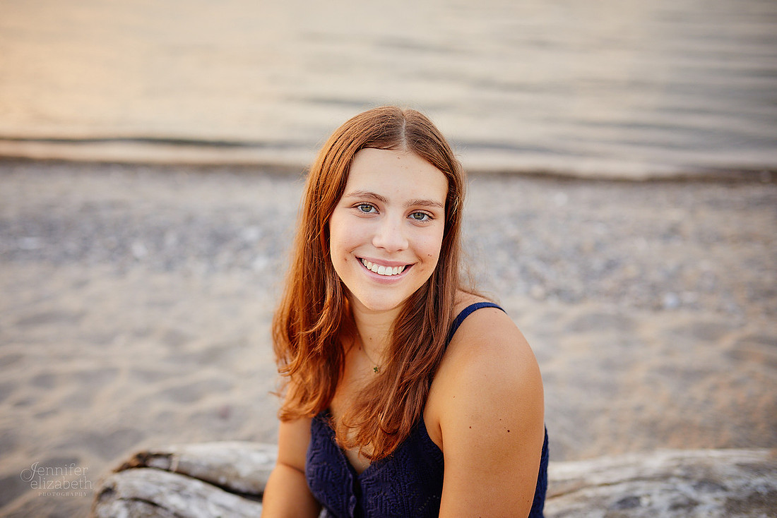 Nina: Senior Session at Kenneth J Sims Park Beach in Euclid