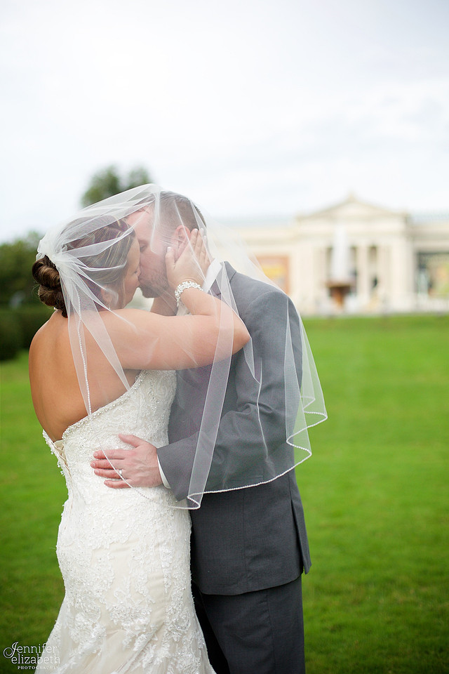 Amanda & Mike: Cleveland, Ohio Wedding