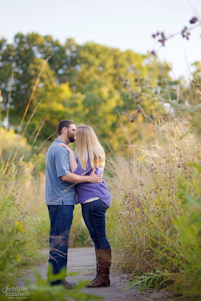 Melissa and Charles: Inniswood Gardens Engagement Session