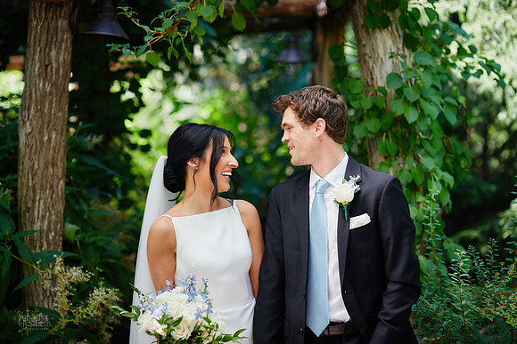 Jessica & Tim: Wedding at Orchid House Winery in Aurora, Ohio