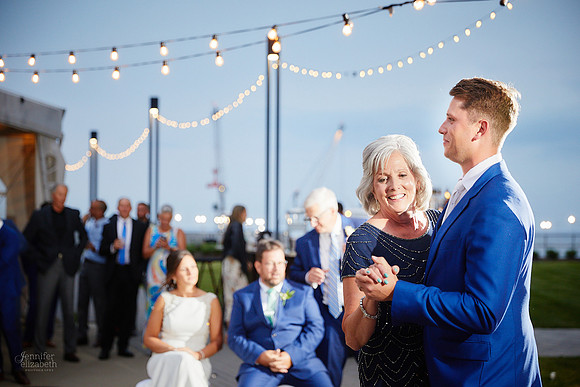 Stephanie & Tom: Wedding at Lago Custom Events at Aloft Cleveland Downtown