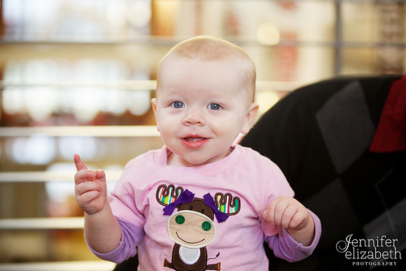 Family Portrait Session in Columbus, Ohio at the Ohio Union at The Ohio State University