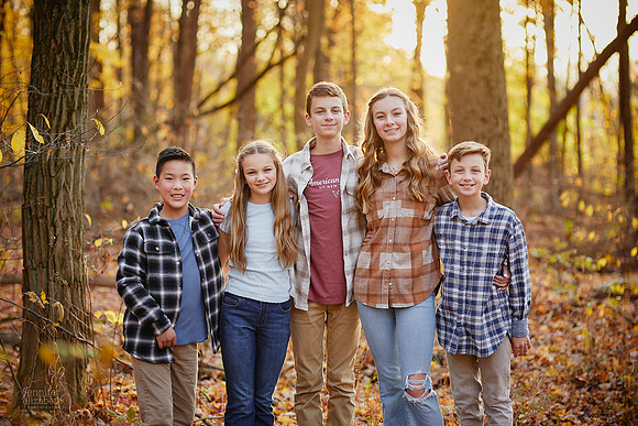 The D Family: Backyard Portrait Session in Aurora