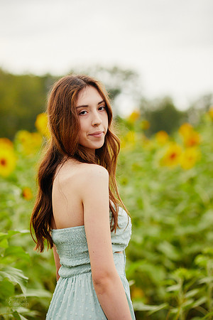 Ella: Senior Session at Maria’s Field of Hope in Avon