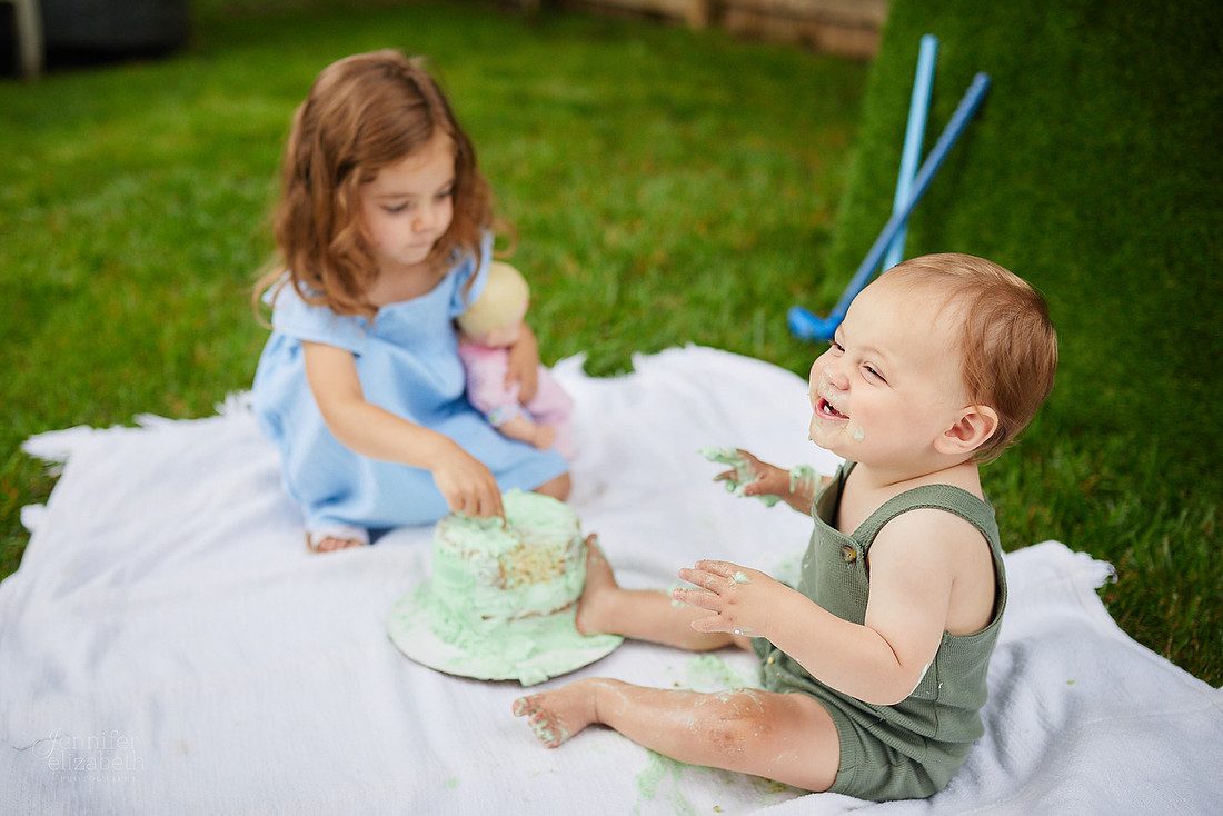 Carson: First Birthday Cake Smash Session