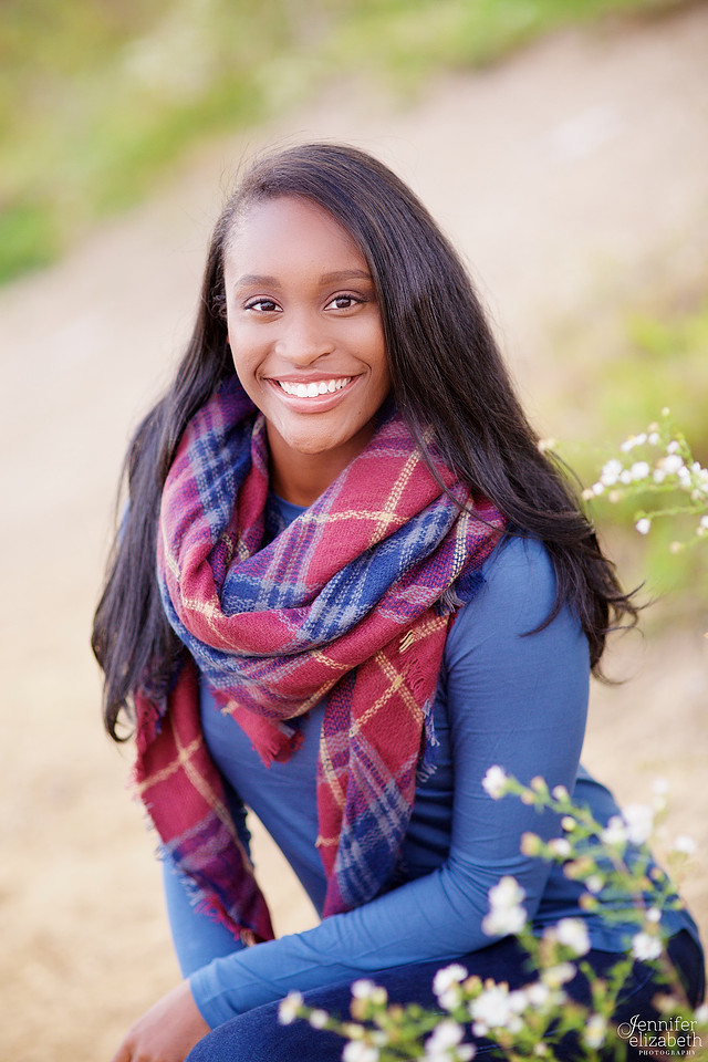 Kiara: Senior Portrait Session in Worthington, Ohio