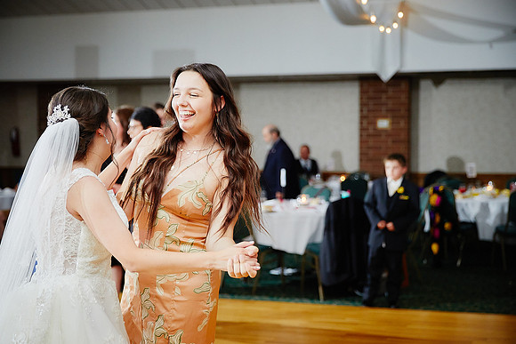 Katherine & Nathan: Wedding at Donauschwaben's German-American Cultural Center in Olmsted Falls