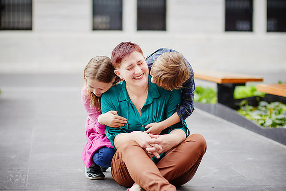The Y Family: Portrait Session at the Cleveland Museum of Art and Wade Lagoon
