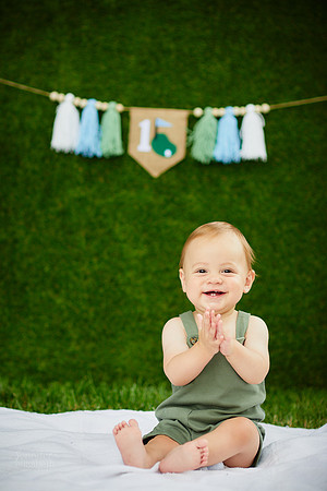 Carson: First Birthday Cake Smash Session