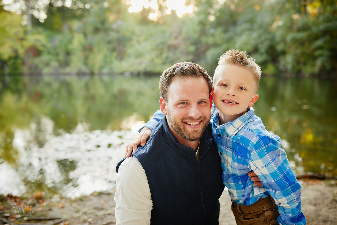 The S Family: Portrait Session at Coe Lake in Berea