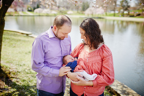 Baby Kaylee: Newborn and Family Portrait Session at The Cleveland Museum of Art and Wade Lagoon