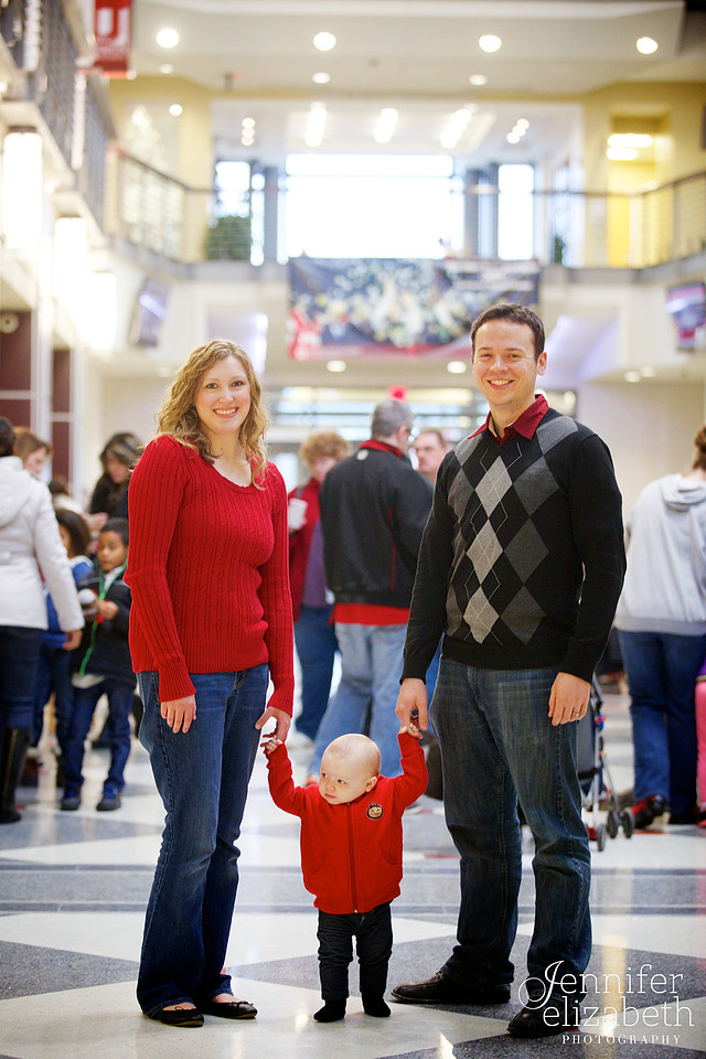 Family Portrait Session in Columbus, Ohio at the Ohio Union at The Ohio State University