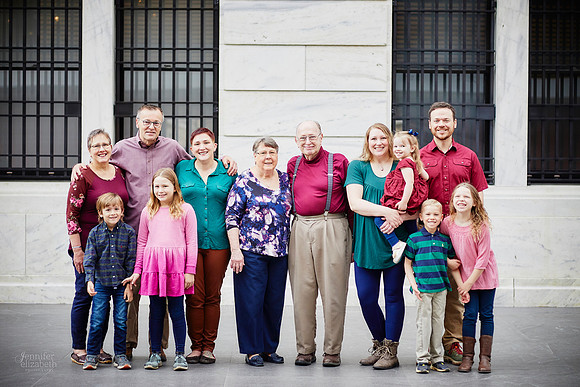 The Y Family: Portrait Session at the Cleveland Museum of Art and Wade Lagoon