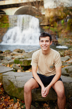 Drew: Senior Session in Chagrin Falls